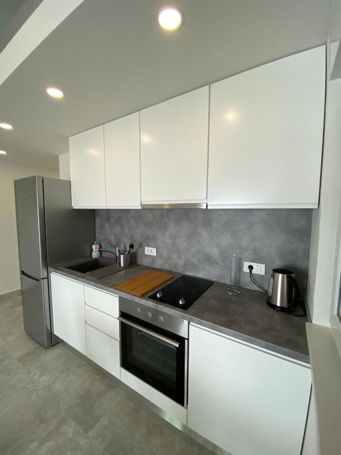 Divine Moments Apartment Pisak Luaran gambar