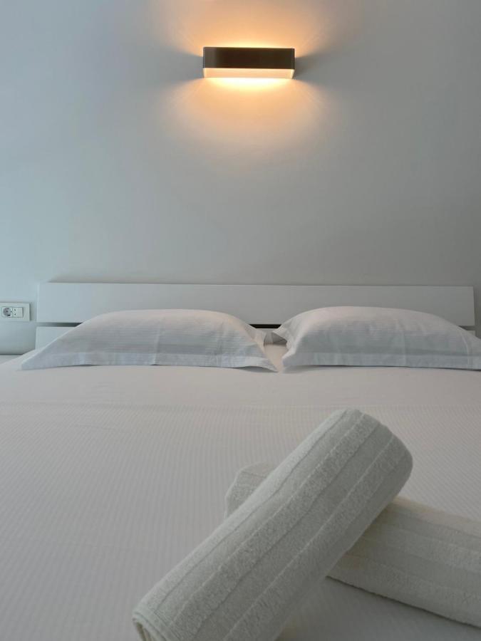 Divine Moments Apartment Pisak Luaran gambar